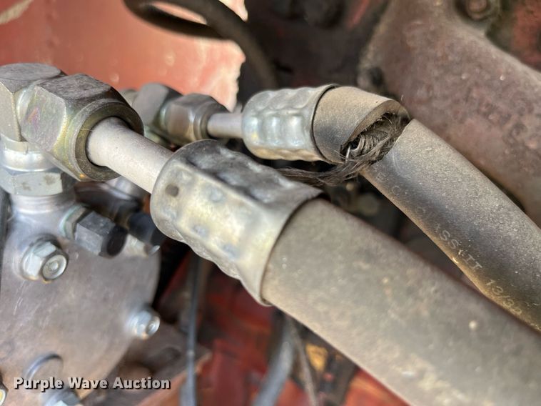 image for item LB9014 1982 Hesston 6550  swather / windrower