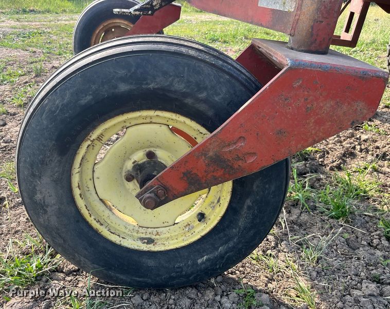 image for item LB9014 1982 Hesston 6550  swather / windrower