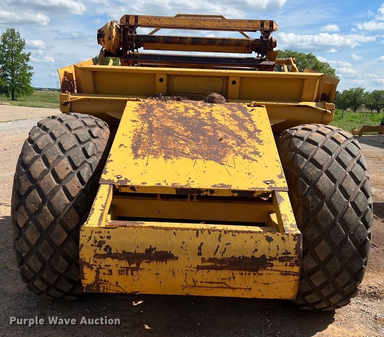 image for item LB9366 Hancock  elevating scraper