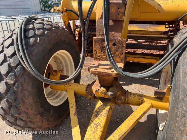 image for item LB9366 Hancock  elevating scraper