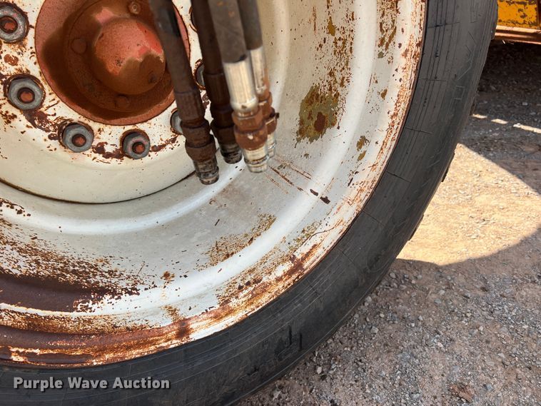 image for item LB9366 Hancock  elevating scraper