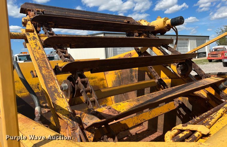 image for item LB9366 Hancock  elevating scraper