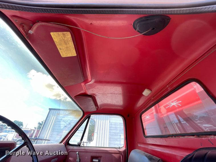 image for item LB9368 1977 Chevrolet C65  grain truck