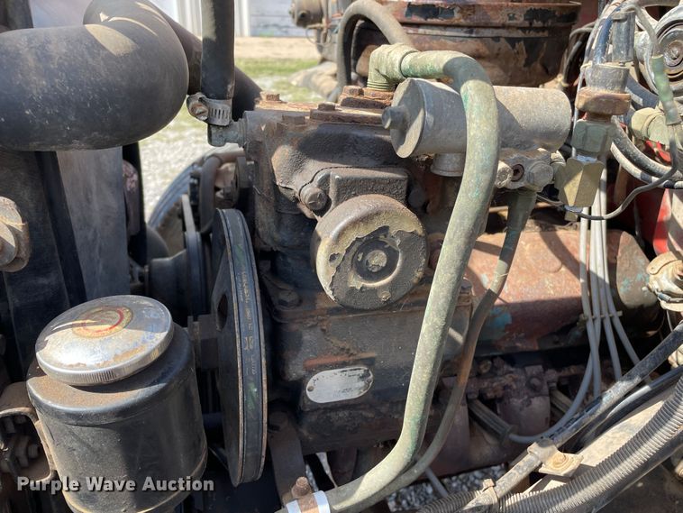 image for item LB9368 1977 Chevrolet C65  grain truck