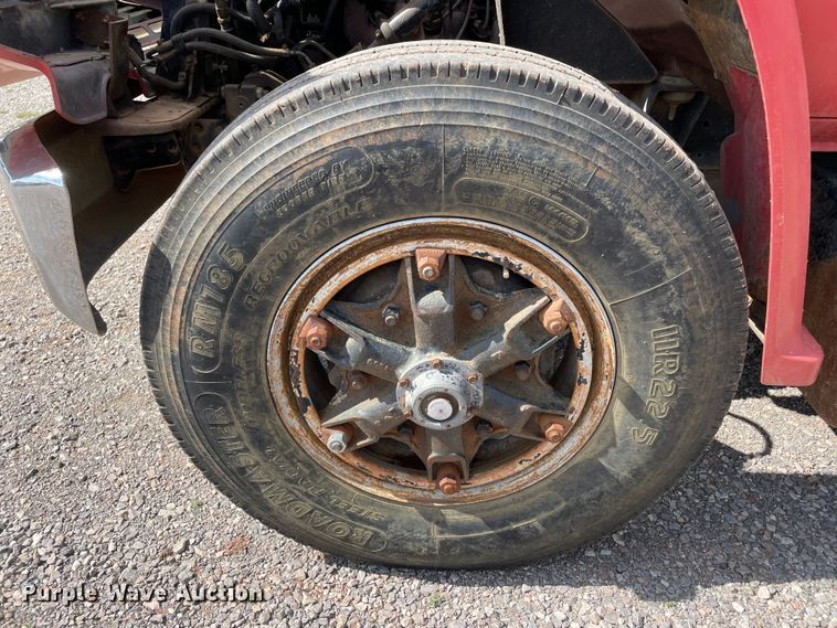 image for item LB9368 1977 Chevrolet C65  grain truck