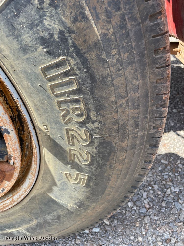 image for item LB9368 1977 Chevrolet C65  grain truck