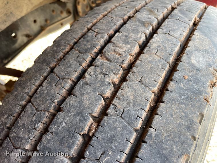 image for item LB9368 1977 Chevrolet C65  grain truck