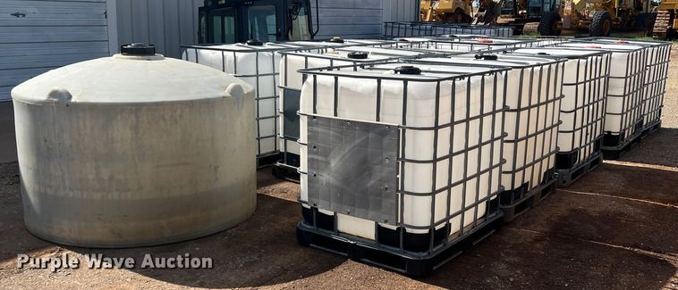 image for item LB9371 (13) 500 gallon poly tanks