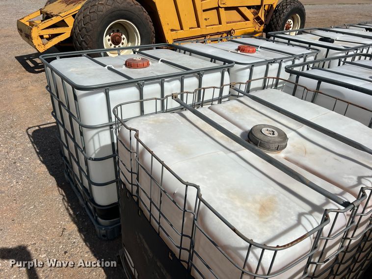 image for item LB9371 (13) 500 gallon poly tanks