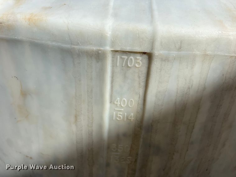 image for item LB9371 (13) 500 gallon poly tanks