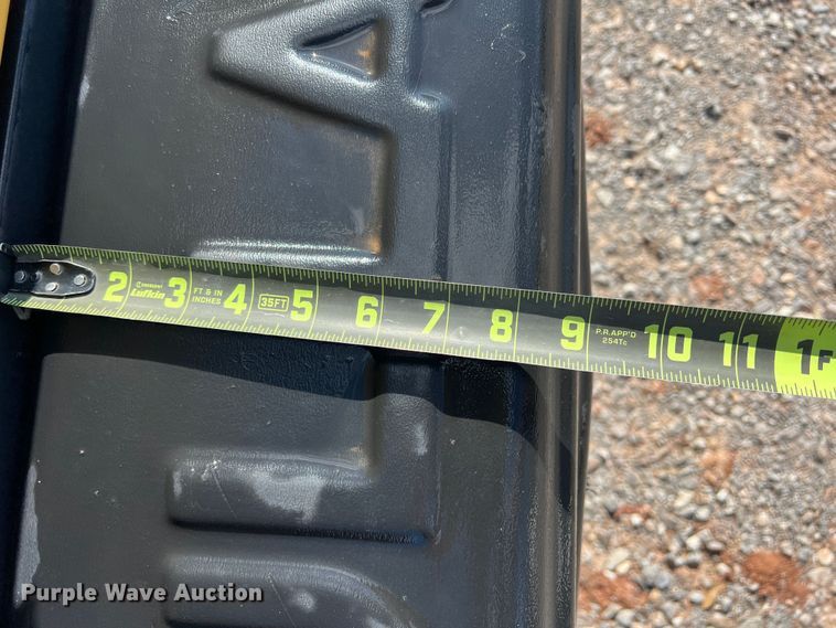 image for item LB9373 Sullair 185CA  air compressor