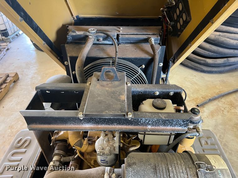 image for item LB9373 Sullair 185CA  air compressor