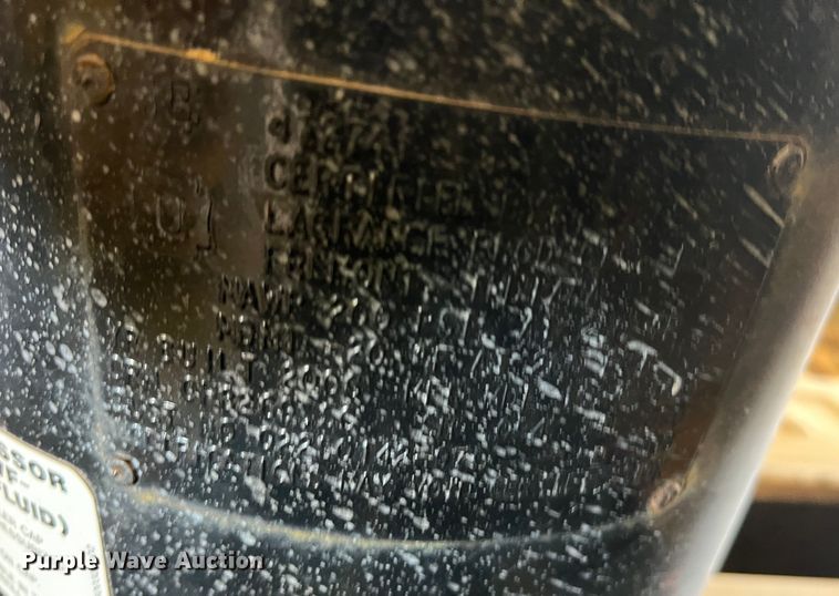 image for item LB9373 Sullair 185CA  air compressor