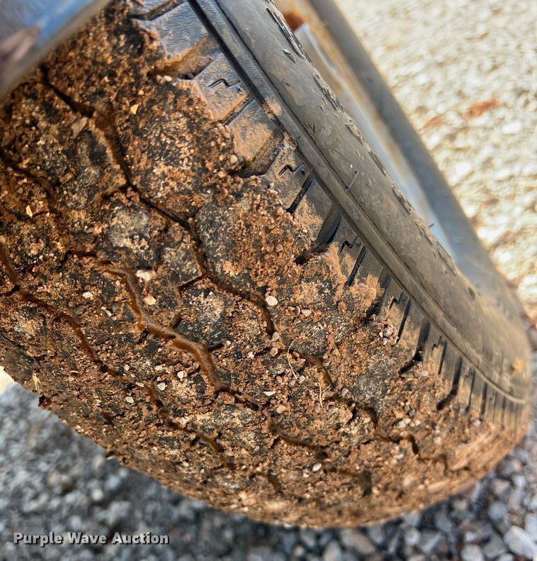 image for item LB9373 Sullair 185CA  air compressor