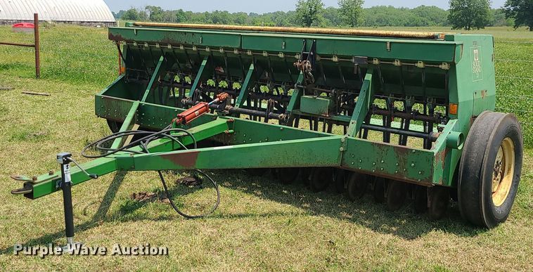 image for item LE9134 Great Plains Solid Stand 13  grain drill