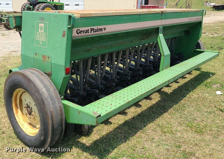 image for item LE9134 Great Plains Solid Stand 13  grain drill