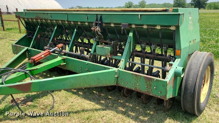 image for item LE9134 Great Plains Solid Stand 13  grain drill