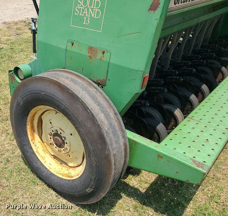 image for item LE9134 Great Plains Solid Stand 13  grain drill