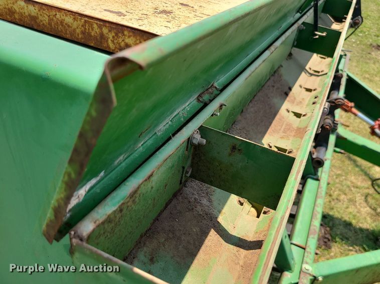 image for item LE9134 Great Plains Solid Stand 13  grain drill