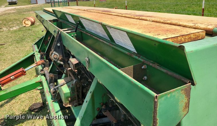 image for item LE9134 Great Plains Solid Stand 13  grain drill