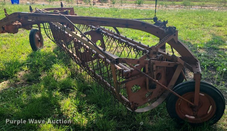 image for item LE9140 Allis Chalmers  hay rake