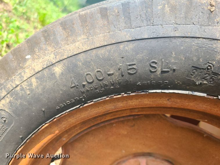 image for item LE9140 Allis Chalmers  hay rake