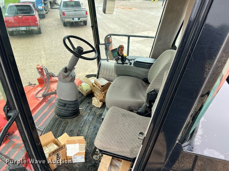 image for item LG9229 2006 Case IH WDX2302  windrower