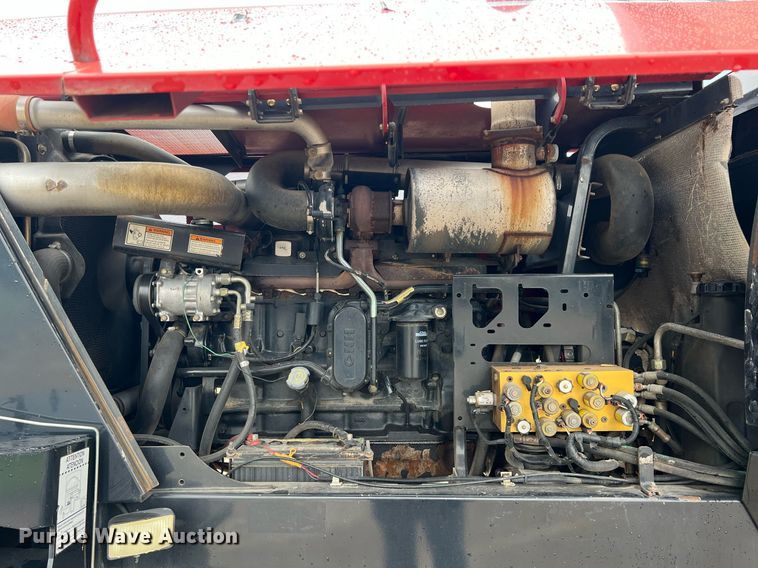 image for item LG9229 2006 Case IH WDX2302  windrower