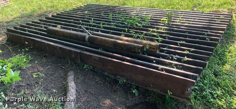 image for item LH9641 Cattle guard
