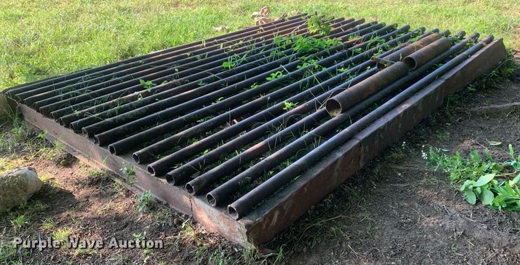 image for item LH9641 Cattle guard