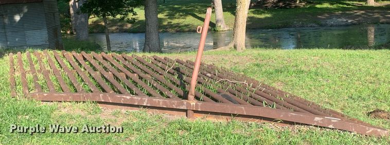image for item LH9642 Cattle guard