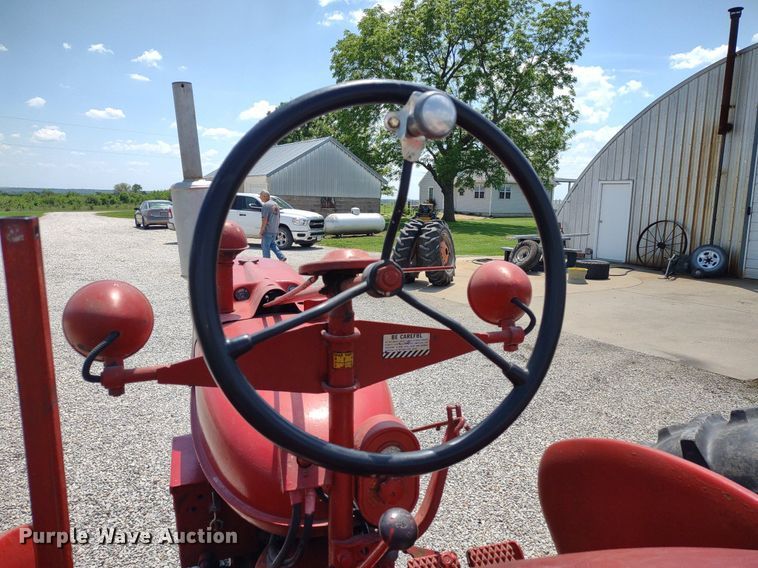 image for item LL9173 1943 McCormick Farmall H  tractor