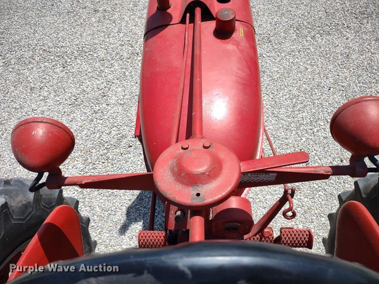 image for item LL9173 1943 McCormick Farmall H  tractor