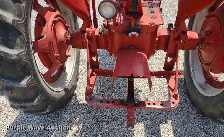 image for item LL9173 1943 McCormick Farmall H  tractor
