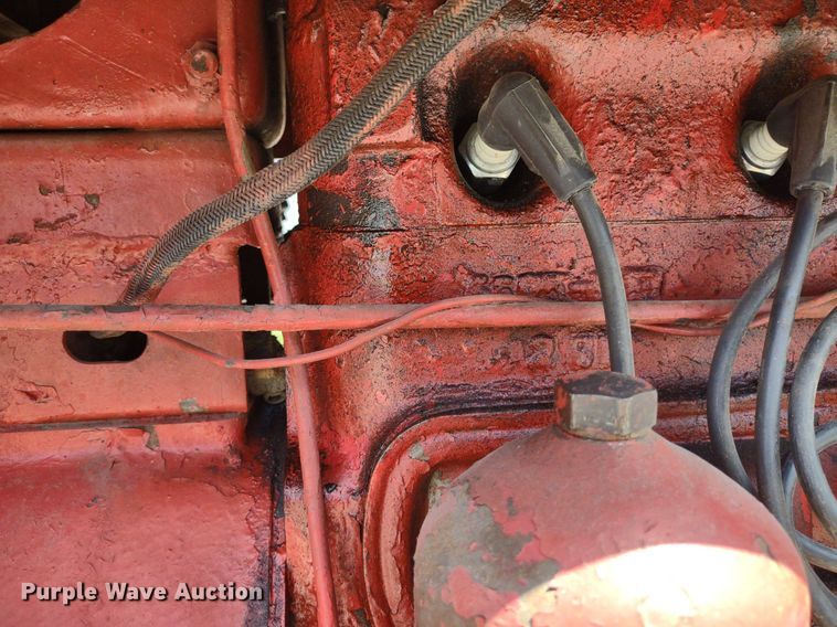 image for item LL9173 1943 McCormick Farmall H  tractor