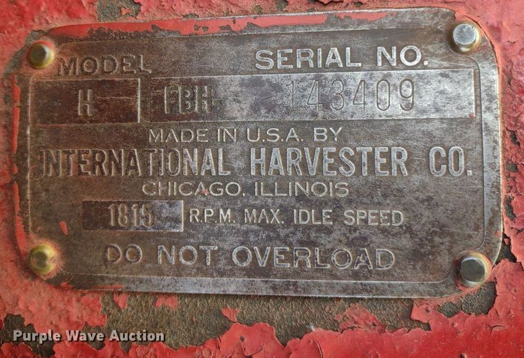 image for item LL9173 1943 McCormick Farmall H  tractor