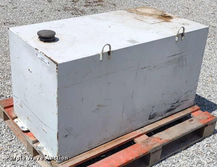 image for item LL9174 Delta 484000  fuel tank