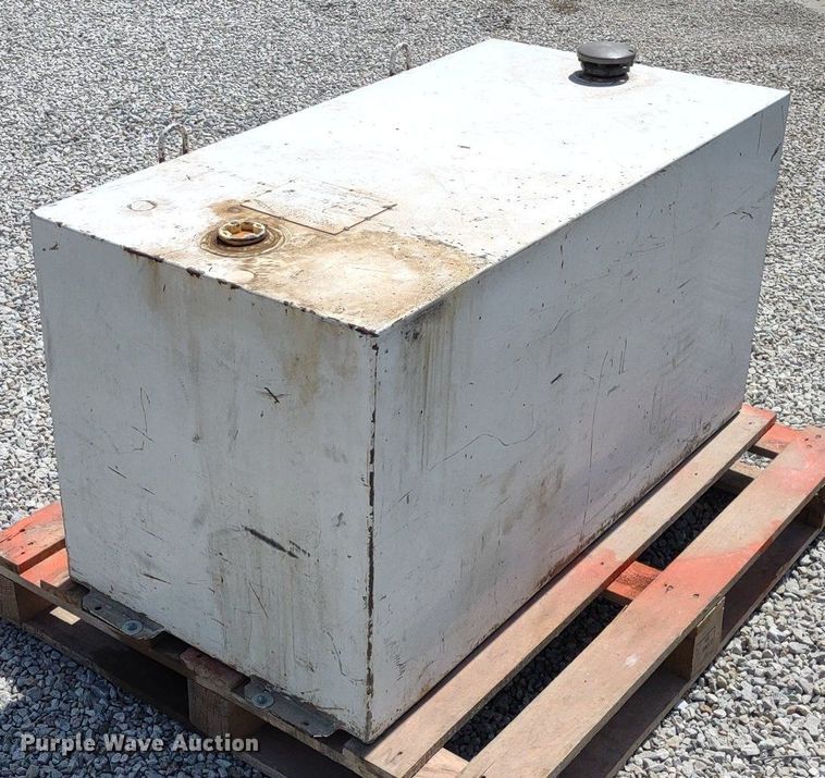 image for item LL9174 Delta 484000  fuel tank