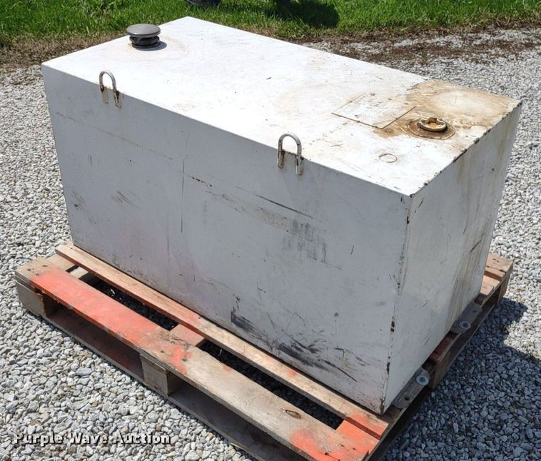 image for item LL9174 Delta 484000  fuel tank