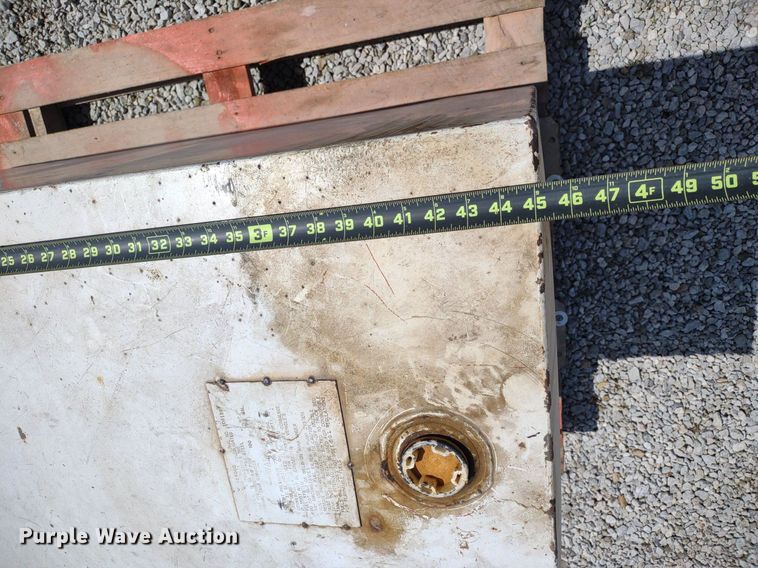 image for item LL9174 Delta 484000  fuel tank