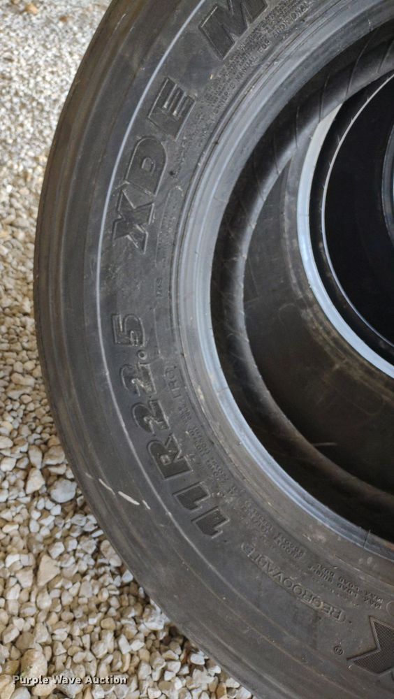 image for item LL9177 (3) tires