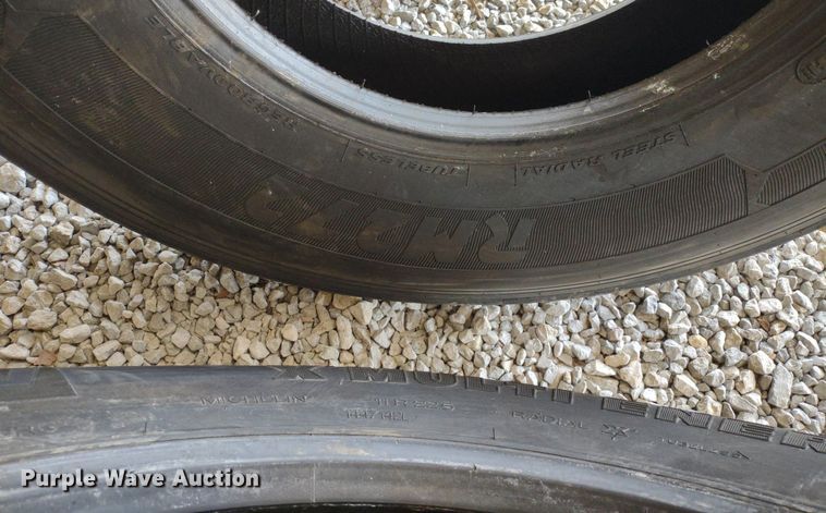 image for item LL9177 (3) tires