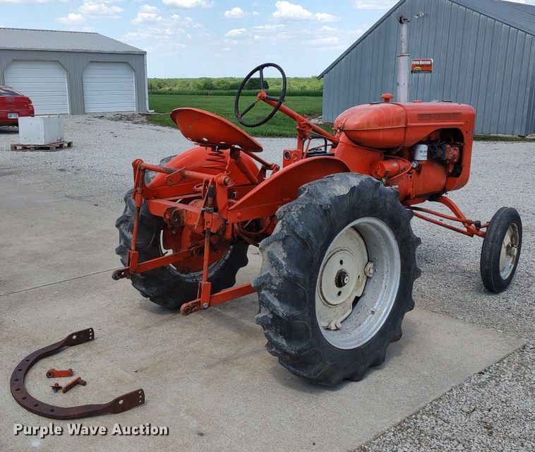 image for item LL9179 1939 Allis Chalmers B  tractor