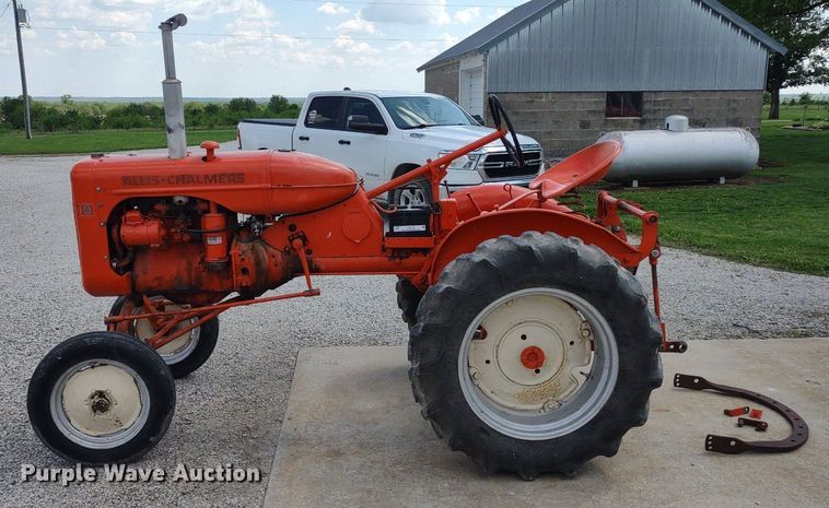 image for item LL9179 1939 Allis Chalmers B  tractor