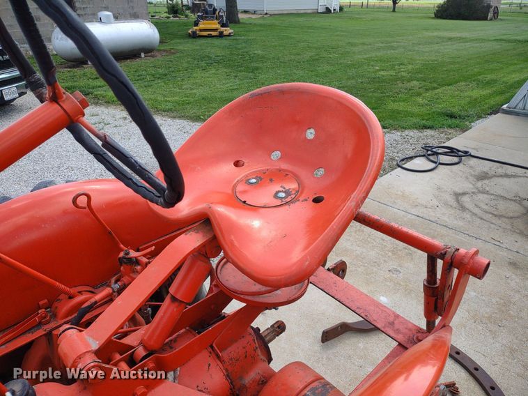 image for item LL9179 1939 Allis Chalmers B  tractor