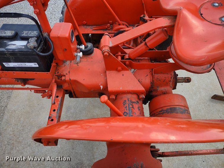 image for item LL9179 1939 Allis Chalmers B  tractor