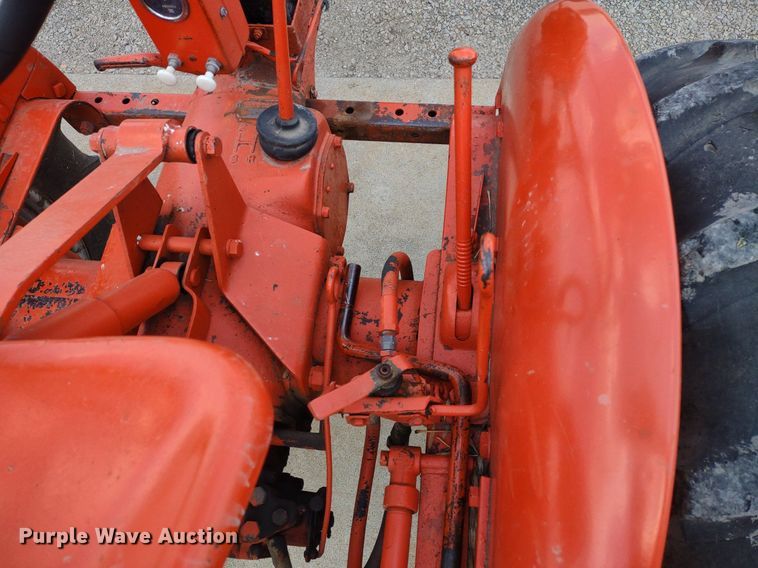 image for item LL9179 1939 Allis Chalmers B  tractor