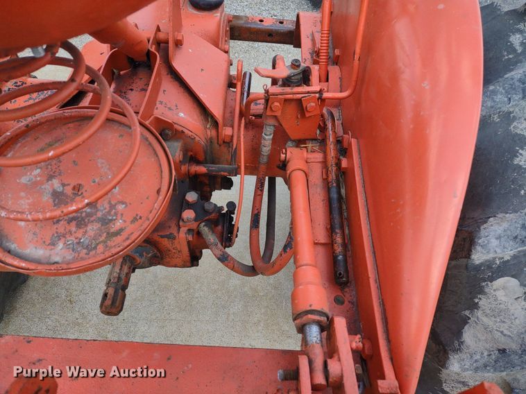 image for item LL9179 1939 Allis Chalmers B  tractor