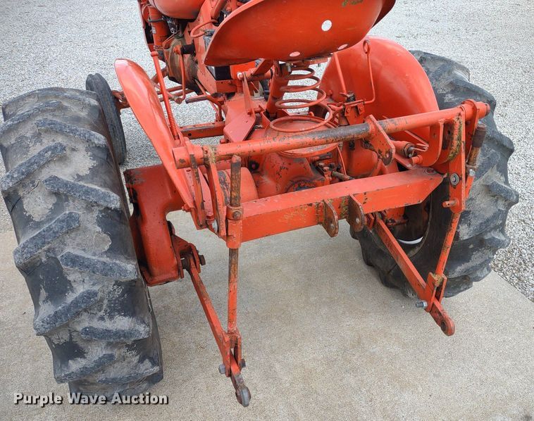 image for item LL9179 1939 Allis Chalmers B  tractor