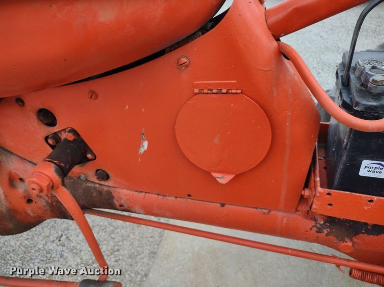 image for item LL9179 1939 Allis Chalmers B  tractor